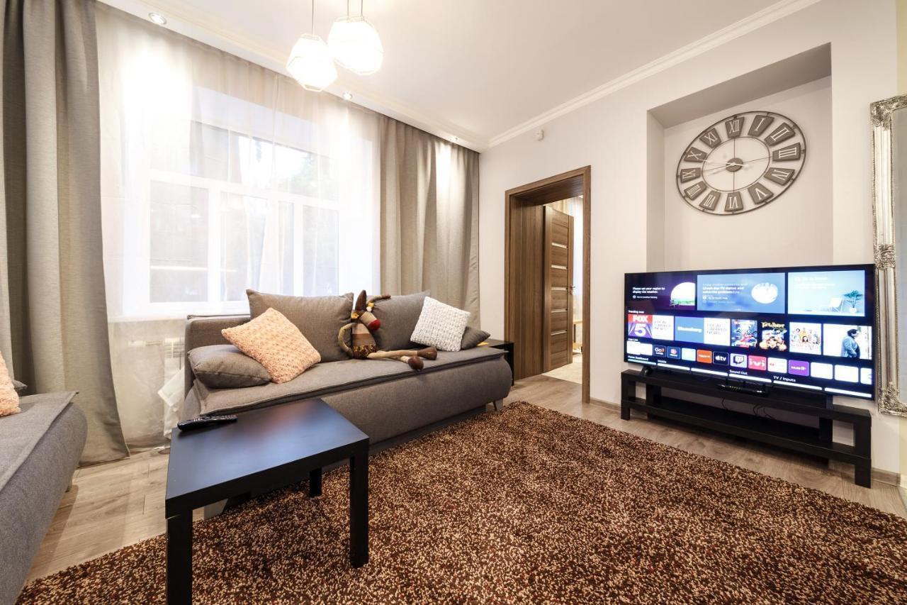 Parkcosylux Two Bedrooms Apart Free Parking Riga Exterior photo