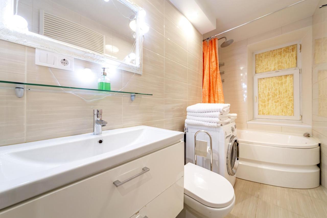 Parkcosylux Two Bedrooms Apart Free Parking Riga Exterior photo