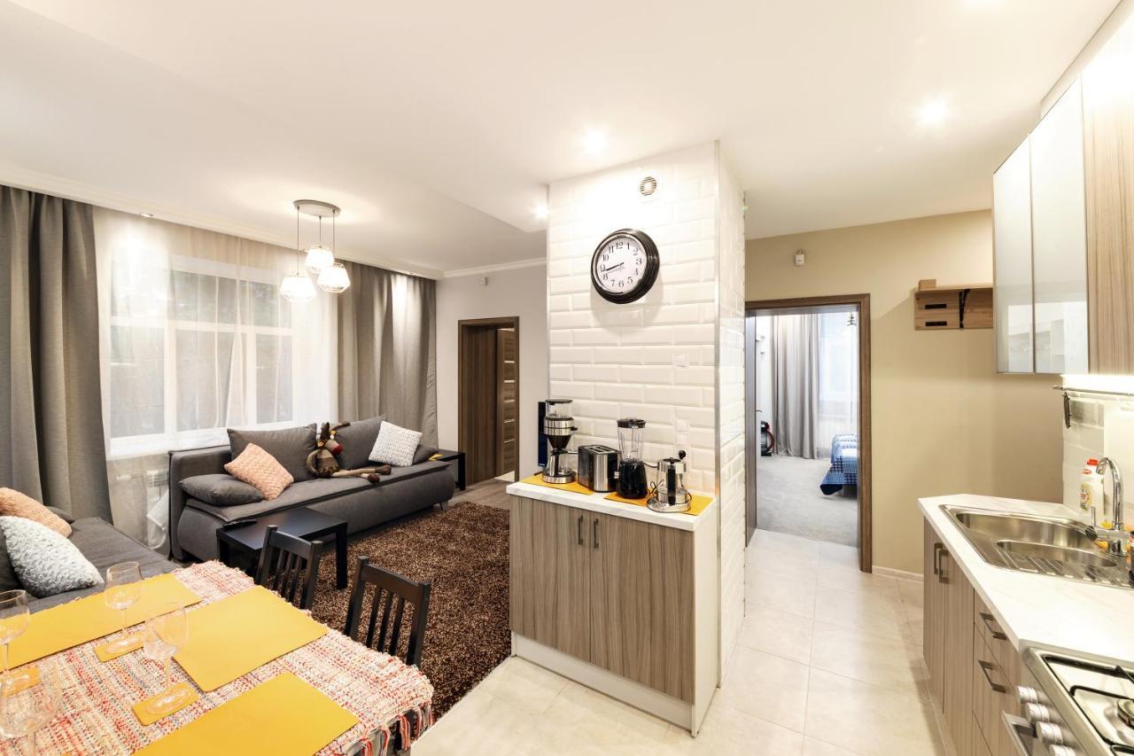Parkcosylux Two Bedrooms Apart Free Parking Riga Exterior photo